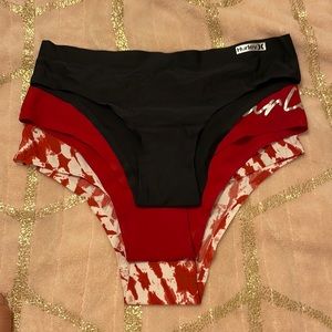 Hurley 3 pack of Hipsters NWOT